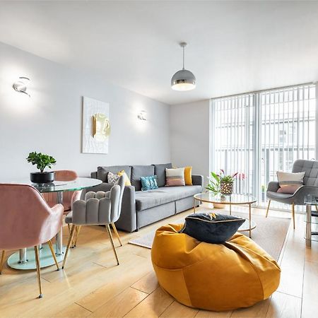 Stunning Apartment With Underground Parking! Londyn Zewnętrze zdjęcie