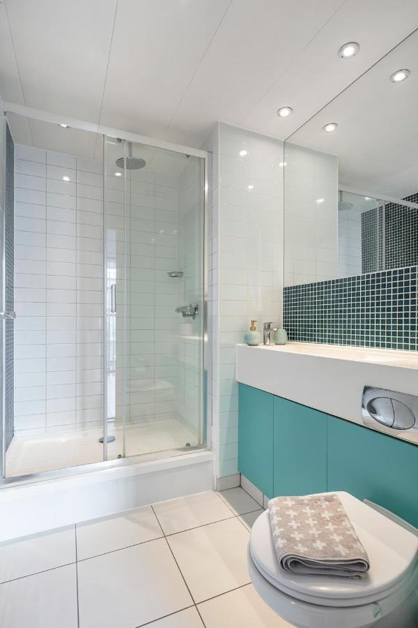 Stunning Apartment With Underground Parking! Londyn Zewnętrze zdjęcie