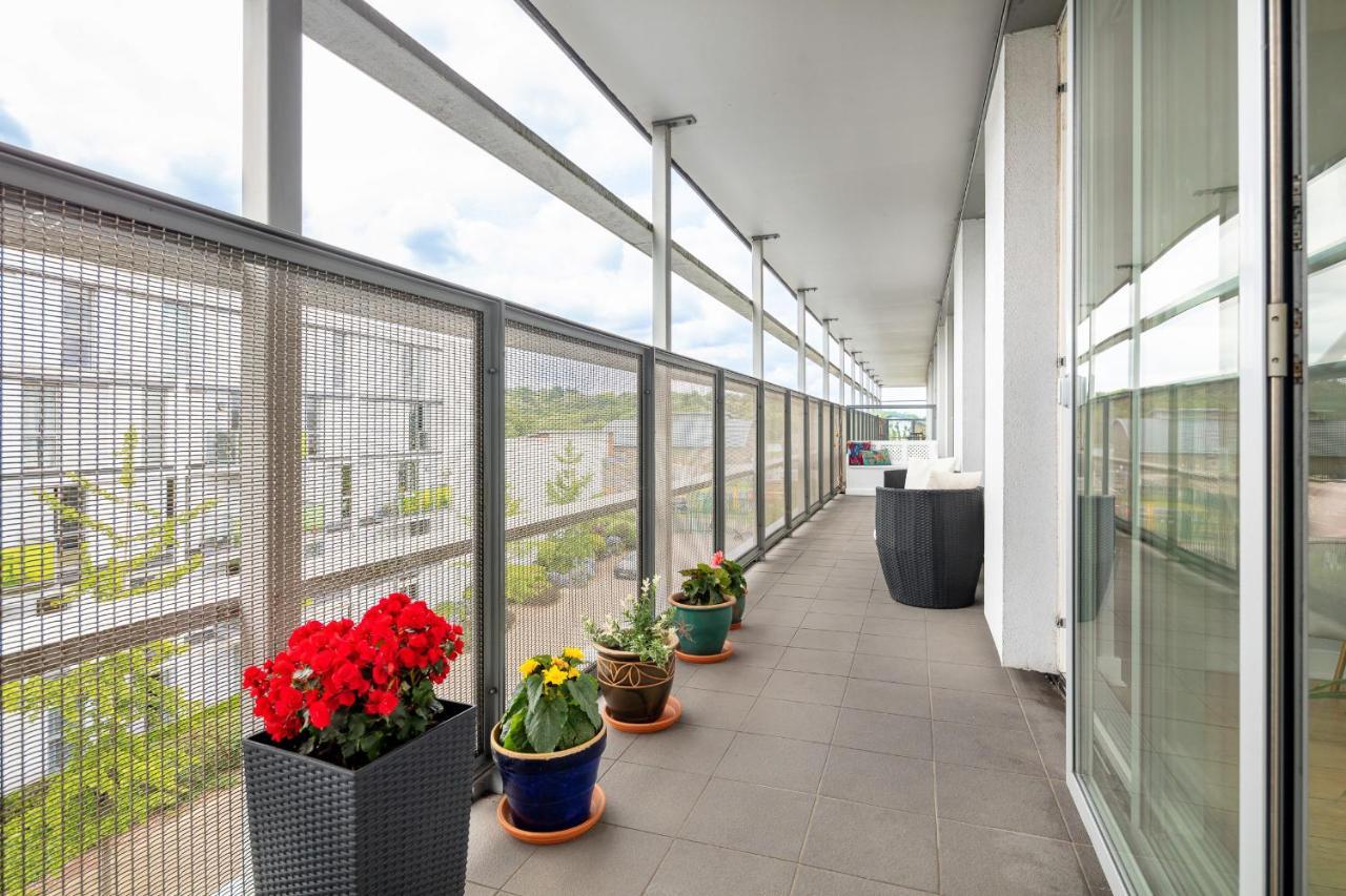 Stunning Apartment With Underground Parking! Londyn Zewnętrze zdjęcie
